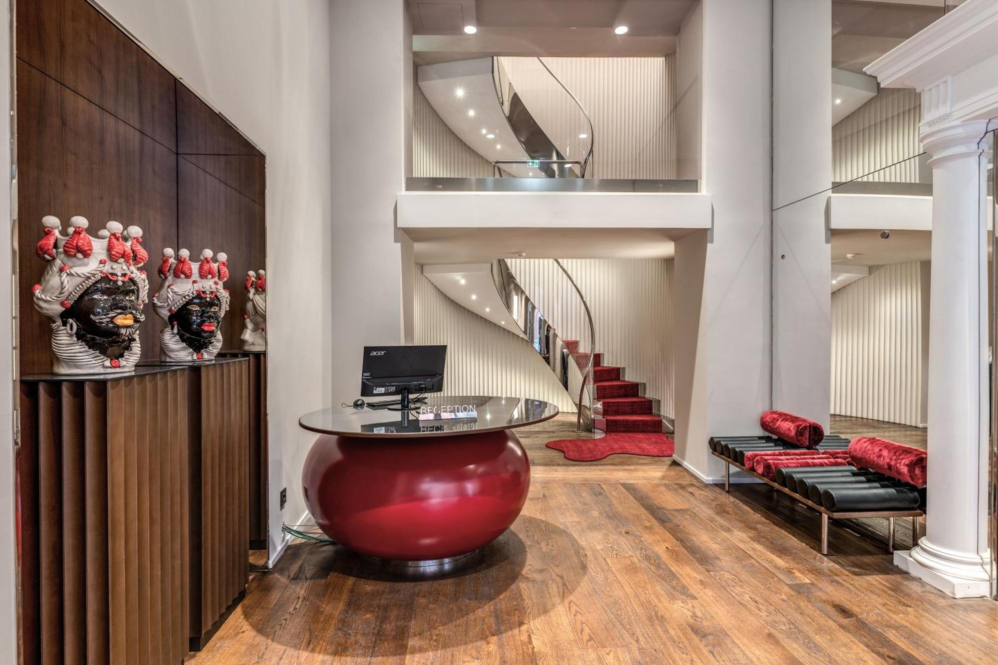The Steps At Eitch Belsiana Hotell Rom Exteriör bild